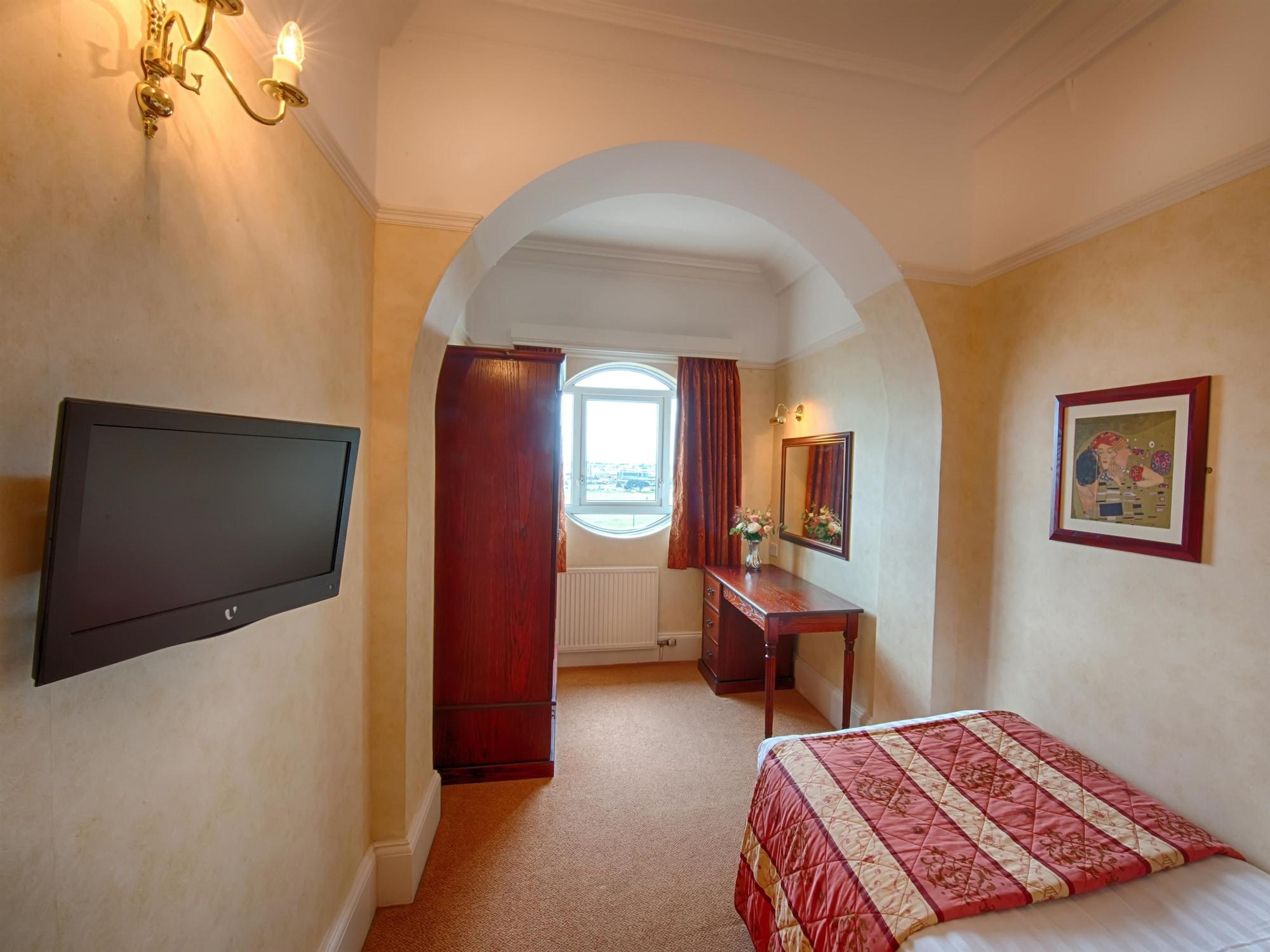 The Queens Hotel Portsmouth Exterior foto