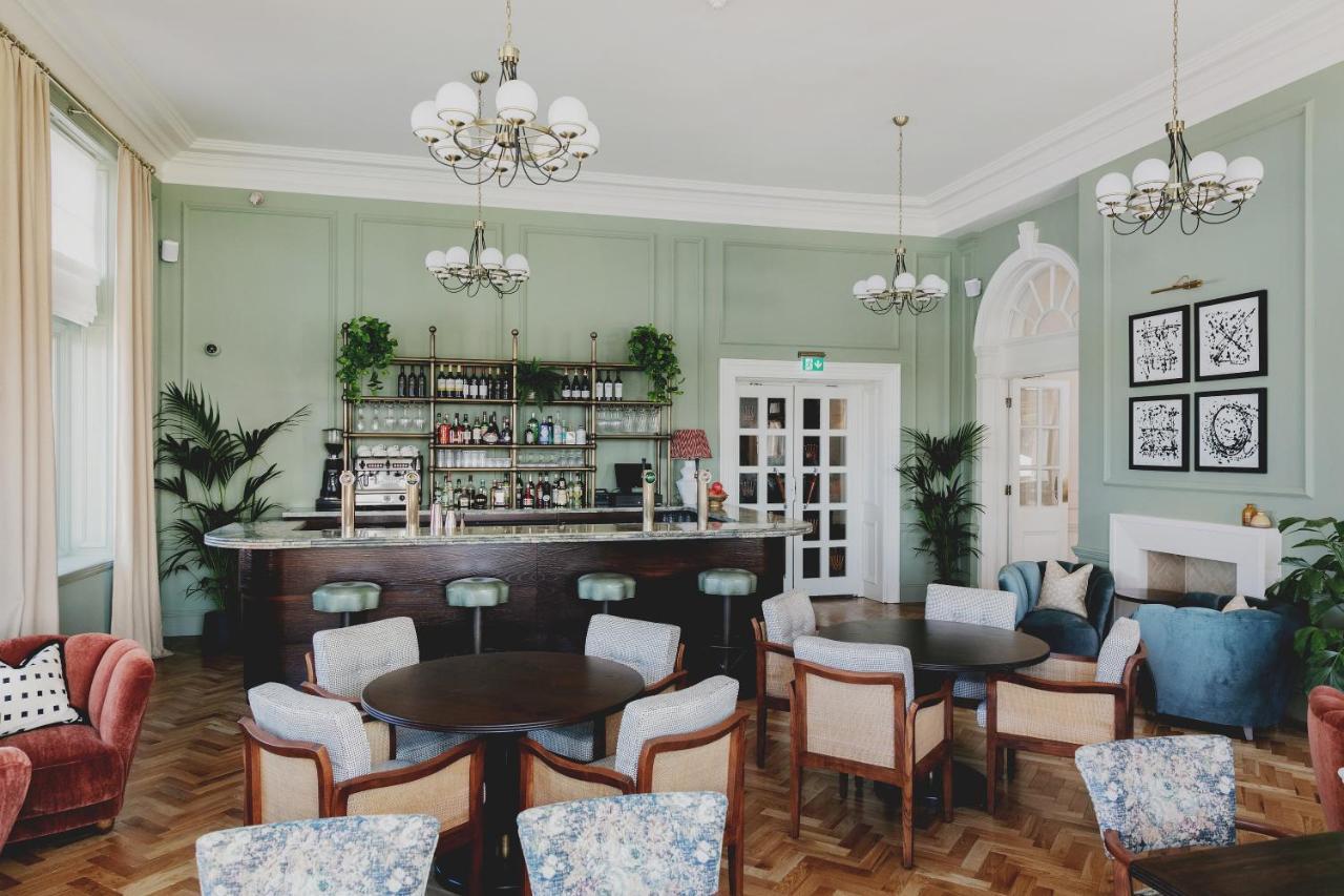 The Queens Hotel Portsmouth Exterior foto